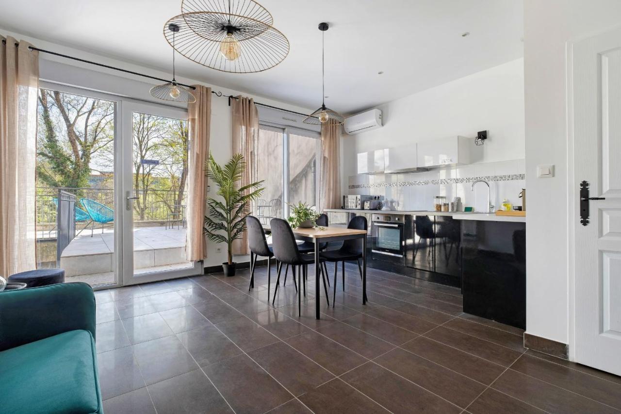 Appartement Lyon Cite-gallo Romaine Terrasse *